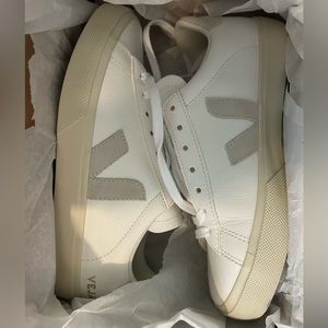 Brand new Vejas sneakers never worn (I bought the wrong size and can’t return)